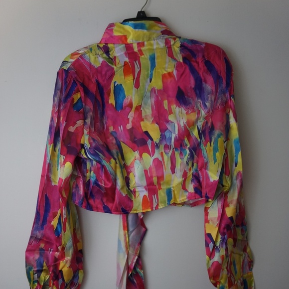 ChicMe Abstract Graphic Print Women's Knot Front Buttoned Top XLarge NWTags - Picture 3 of 3